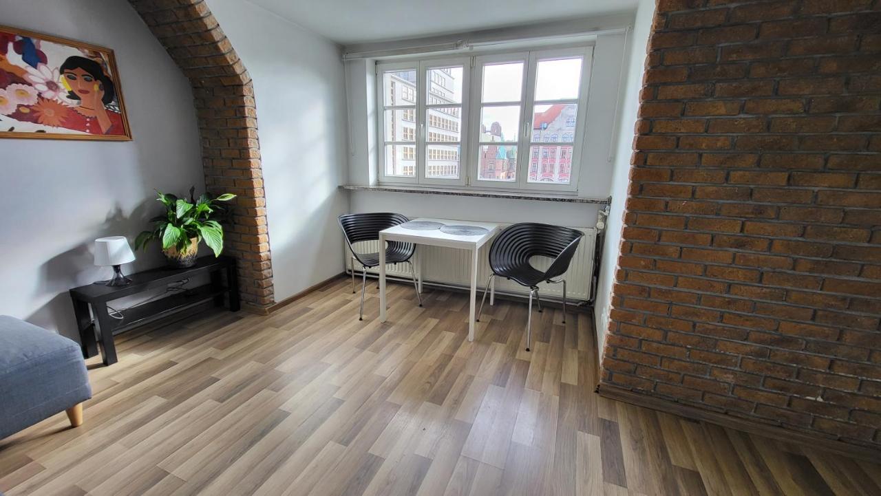 Prywatne Studio Dla 4 Osob Z Widokiem Na Rynek I Plac Solny! Wrocław Buitenkant foto